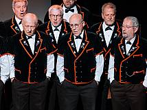 Jodlerklub Lorraine-Breitenrain inklusive Stadtratspräsident Tom Berger