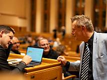 Gemeinderat Reto Nause im Gespräch mit Stadtrat Janosch Weyermann.