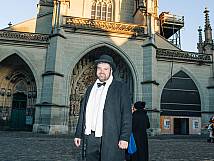 Vizestadtratspräsident auf dem Münsterplatz